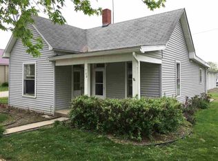 708 S Main St, Burnettsville, IN 47926