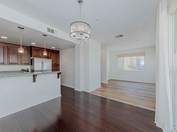 5th image of 22919 Mariposa Ave Unit 107