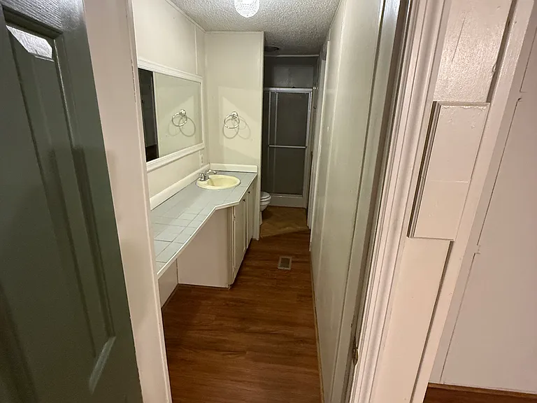 2017 Lee Road 137 — Photo 12
