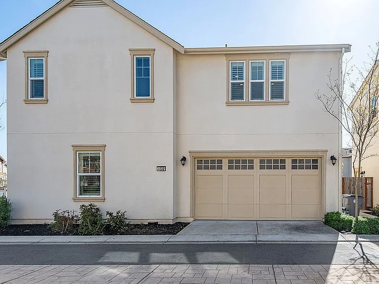 4322 Sunset View Dr — Photo 11