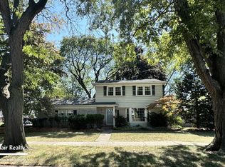 18538 Dogwood Ln, Fraser, MI 48026