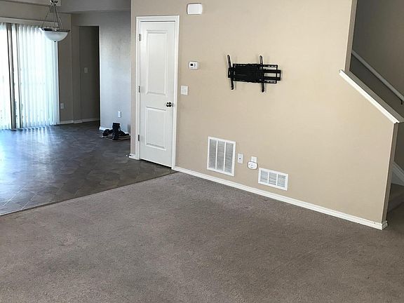 Living Room/Kitchen