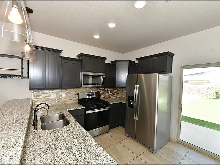 2358 Enchanted Gem Pl — Photo 17