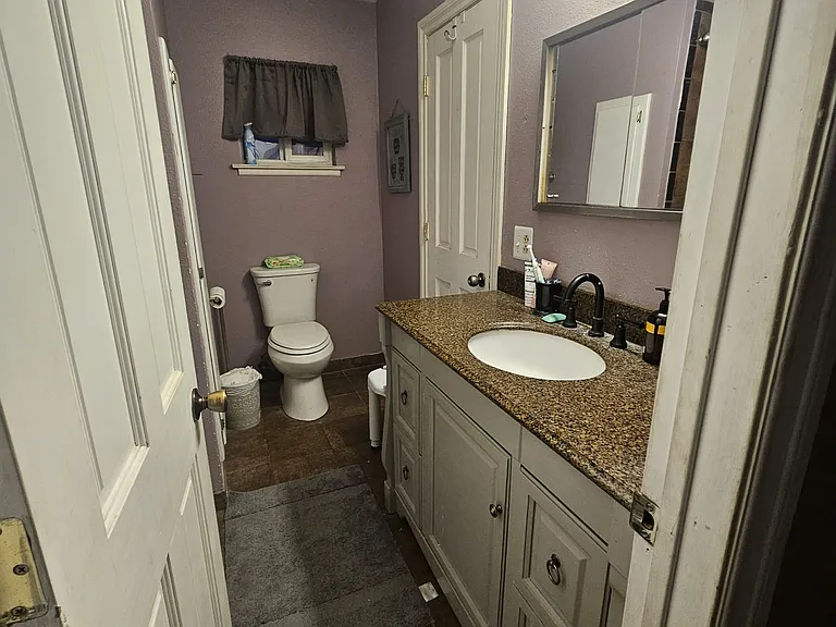 2424 S Poppy Ave — Photo 10
