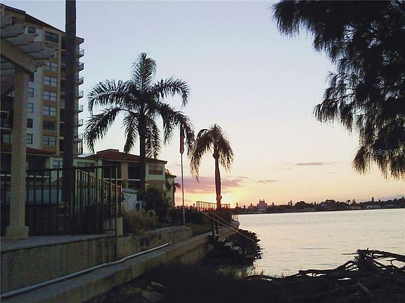 4th image of 6210 Sun Blvd APT 508