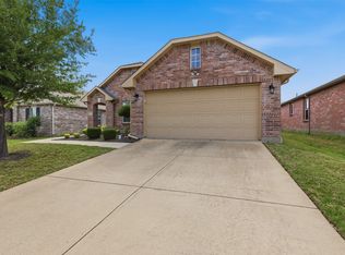 1417 Lone Pine Dr, Little Elm, TX 75068