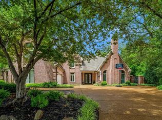 8784 Three Chimneys Dr W, Memphis, TN 38138