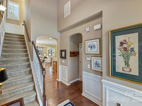 5th image of 3730 Highland Castle Way