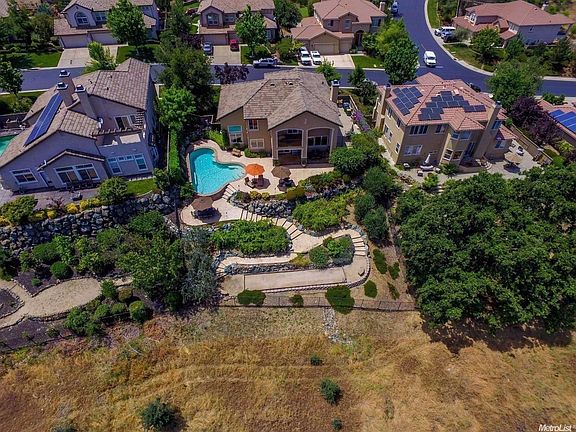 2nd image of 5109 Mertola Dr