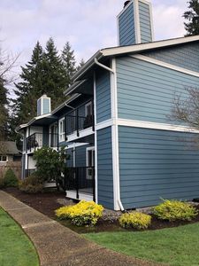 12532 SE 32nd St APT 37, Bellevue, WA, 98005