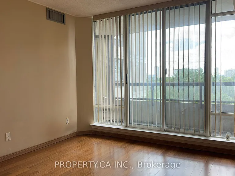 1131 Steeles Ave W #609 — Photo 23