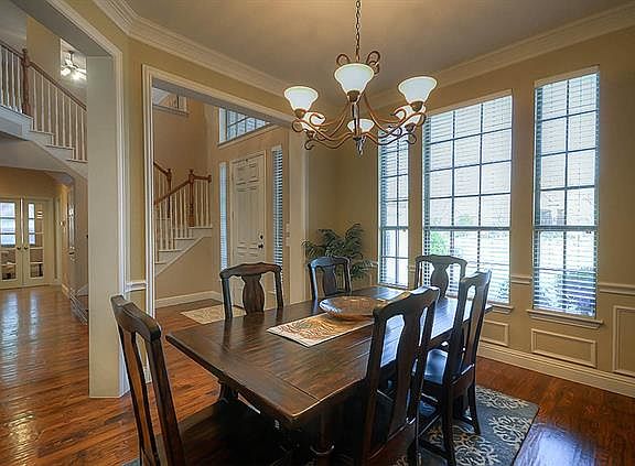 3rd image of 1414 Ashmore Ct