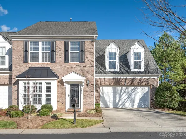 10751 Fred Gutt Dr, Charlotte, NC 28270
