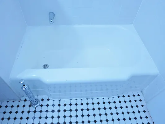 Rented by City & Suburban | media 24