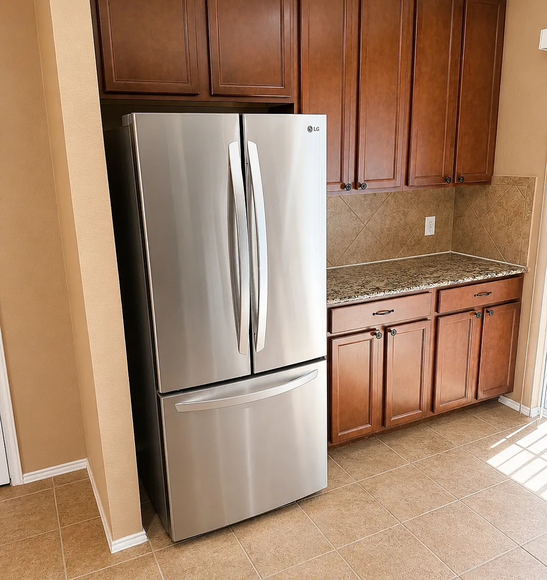4 bed, 2088 sqft, $2,200 — Photo 3