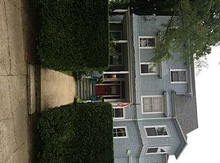 41 Cranston Ave, Newport, RI 02840