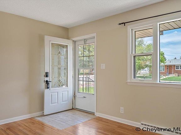 5th image of 5028 Greybull Ave