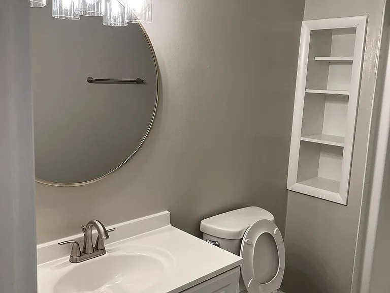 629 Clinton St #3 — Photo 5