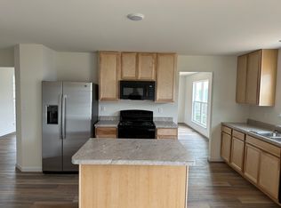 426 Sweetgrass Dr #1, Wentzville, MO 63385