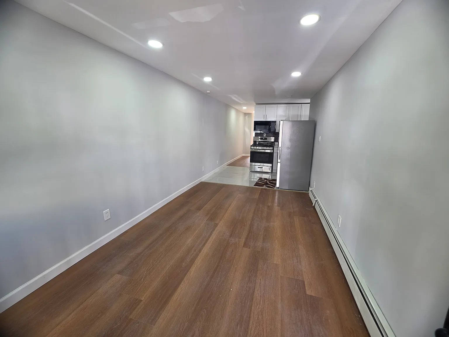 2 bed, $2,900 — Photo 1