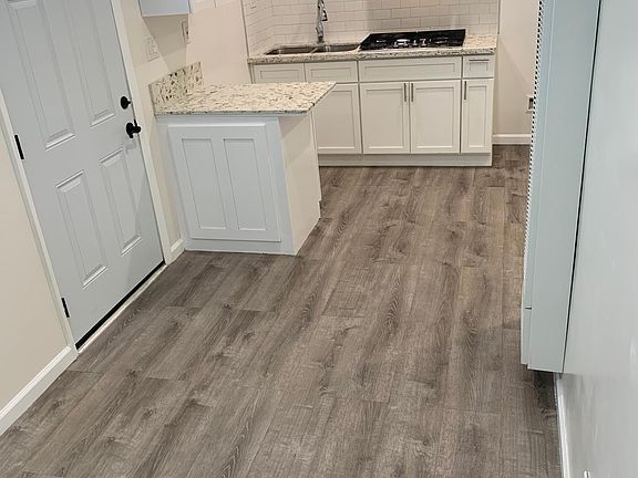 2nd image of 2834 Adriatic Ave Unit A