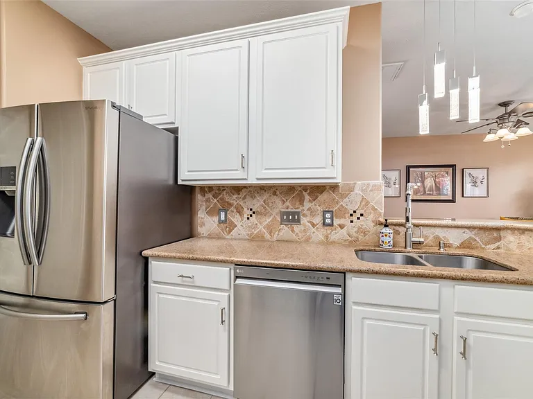203 W Stedhill Loop — Photo 16