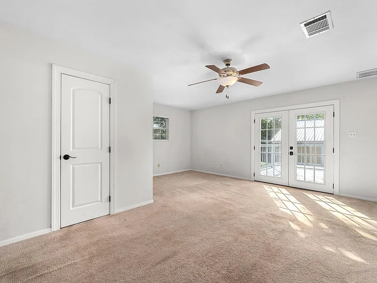 15002 Mettle Dr — Photo 15