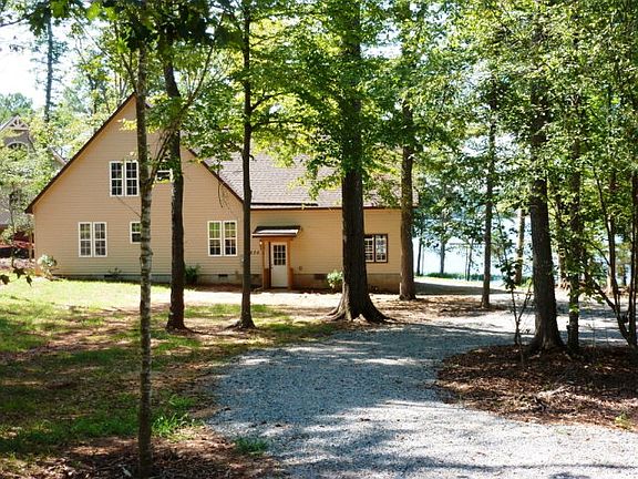 3rd image of 230 Lazy Point Dr