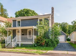 32 Union St, Brockport, NY 14420