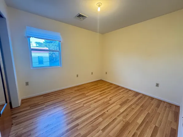 4414 Liberty Avenue image 10 of 14