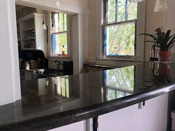2nd image of 124 High St SE #6