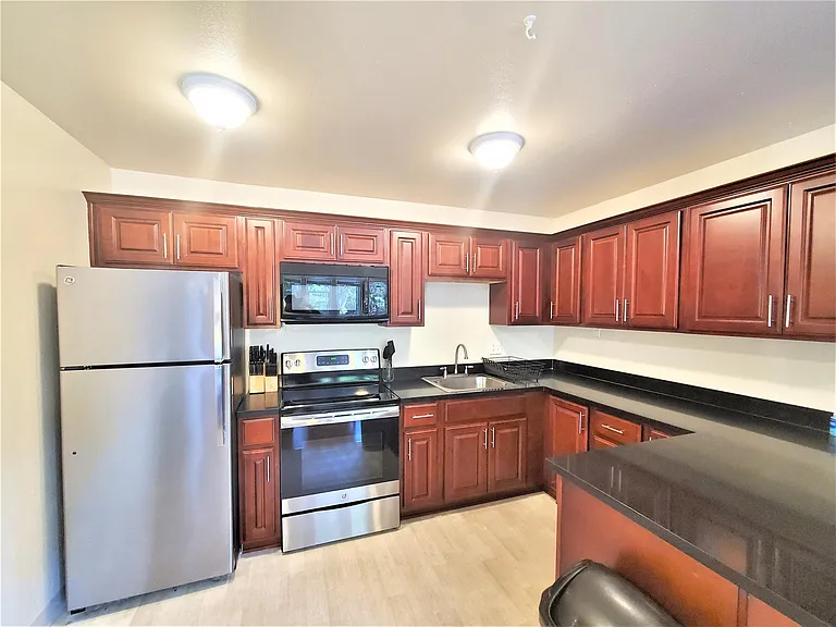 2500 Dana St #3 — Photo 8