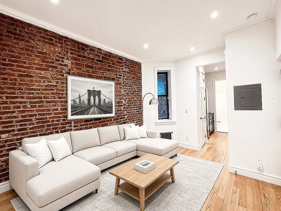 1st image of 354 E 78th St #3S