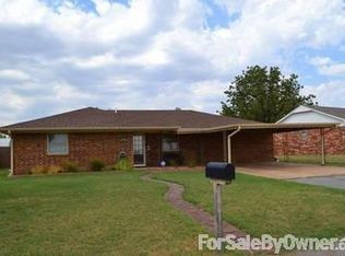 603 E Grand Ave, Sayre, OK 73662