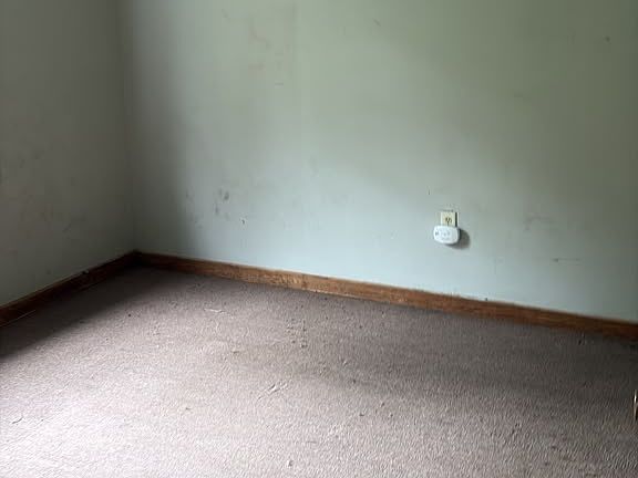 3rd image of 110 Lilly Jean Dr #B6
