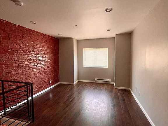 5th image of 908 E Schiller St Floor 2