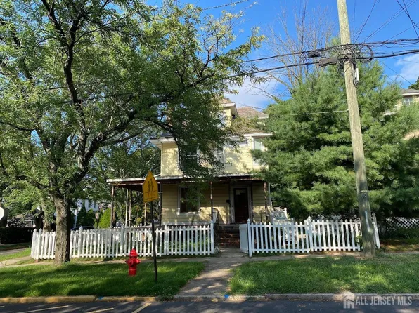 101 S 4th Ave, Highland Park, NJ 08904