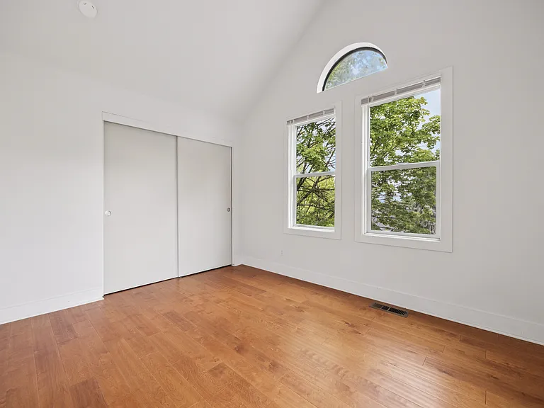 2474 NW Marshall St #B — Photo 20