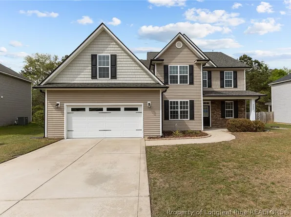 4404 Jockey Whip Ln, Parkton, NC 28371