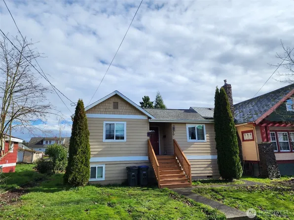 1320 Elizabeth Avenue, Bremerton, WA 98337