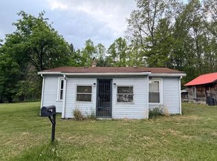 829 Stonewall Rd, Beckley, WV 25801