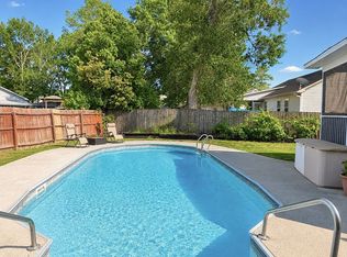 6638 Bent Creek Dr, North Charleston, SC 29420