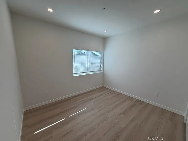10867 Nettleton St — Photo 21