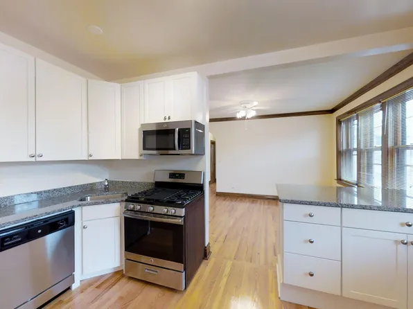 Kedzie Property, 3211 W Belle Plaine Ave #3217-3A, Chicago, IL 60618