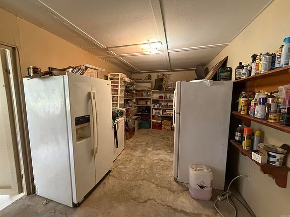 5th image of 210 Monk Rd