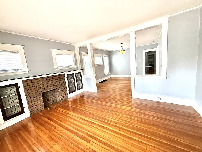 111 Lovering Ave #B — Photo 16