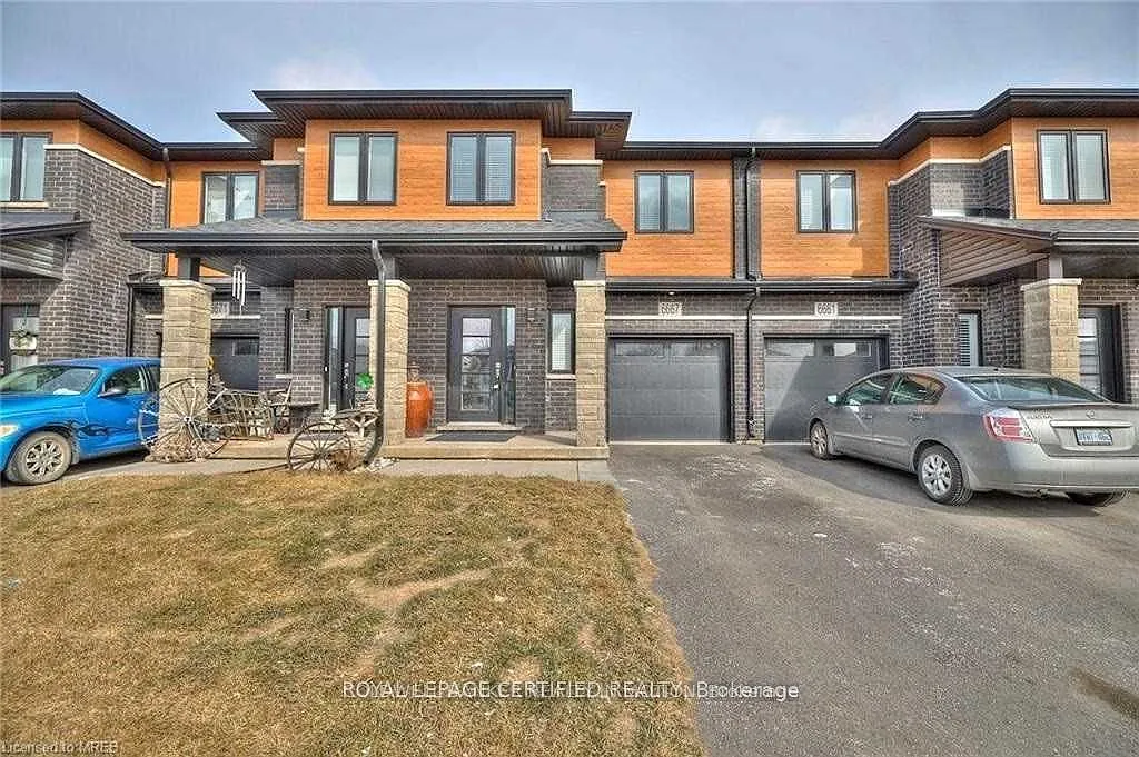 3 bed, $2,600 — Photo 2