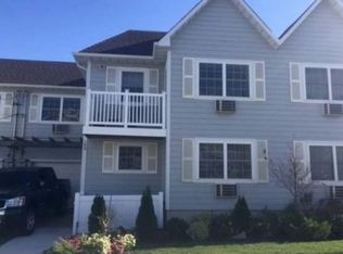 6110 Beach Front Rd #1, Arverne, NY 11692