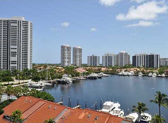 2nd image of 3610 Yacht Club Dr APT 806