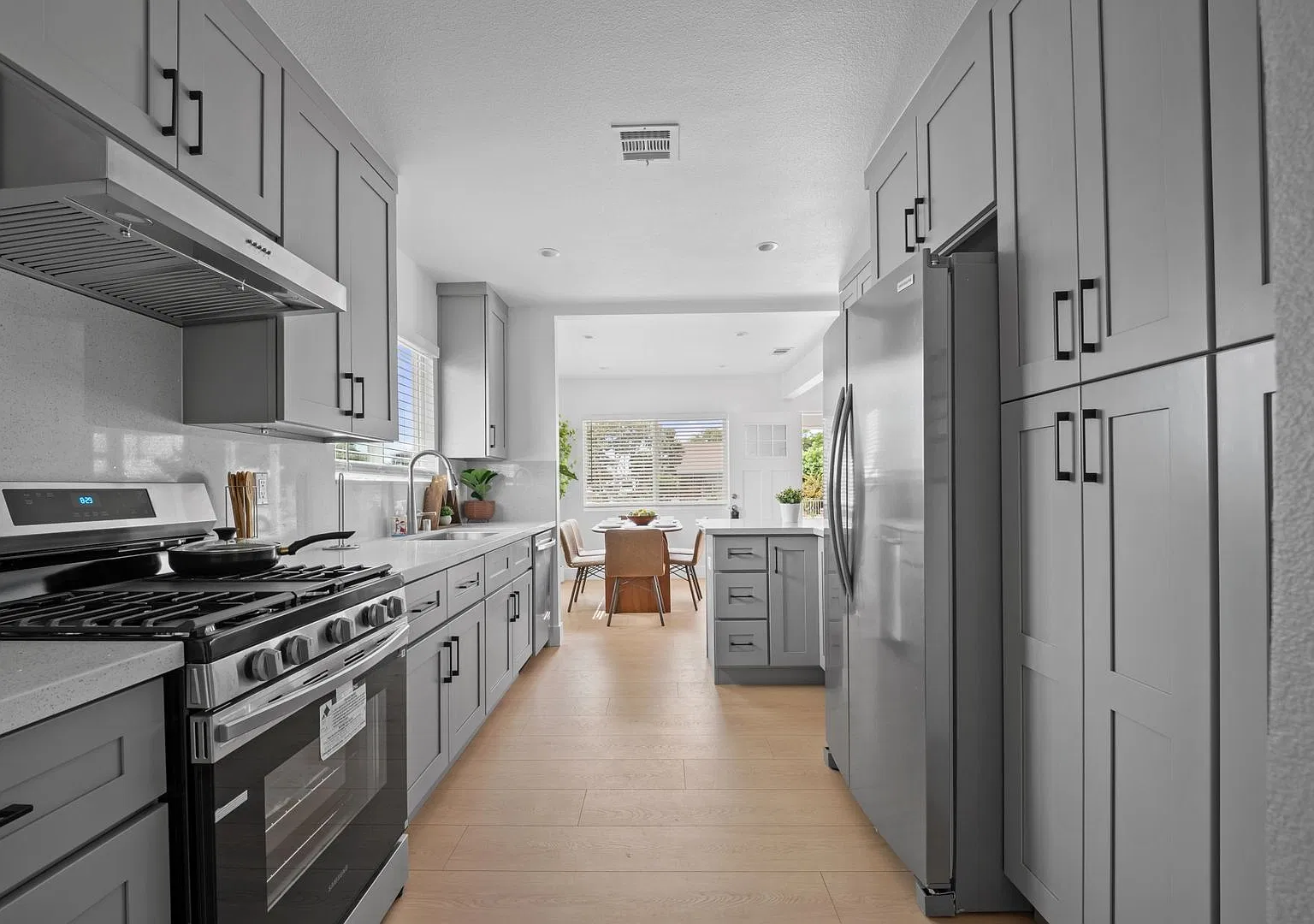 Showing Times: to schedule a viewing, please contact us — Photo 1